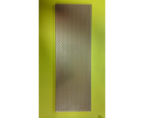 PERFORÁLT LEMEZ FALRA SZERELHETŐ 97 cm X 28 cm